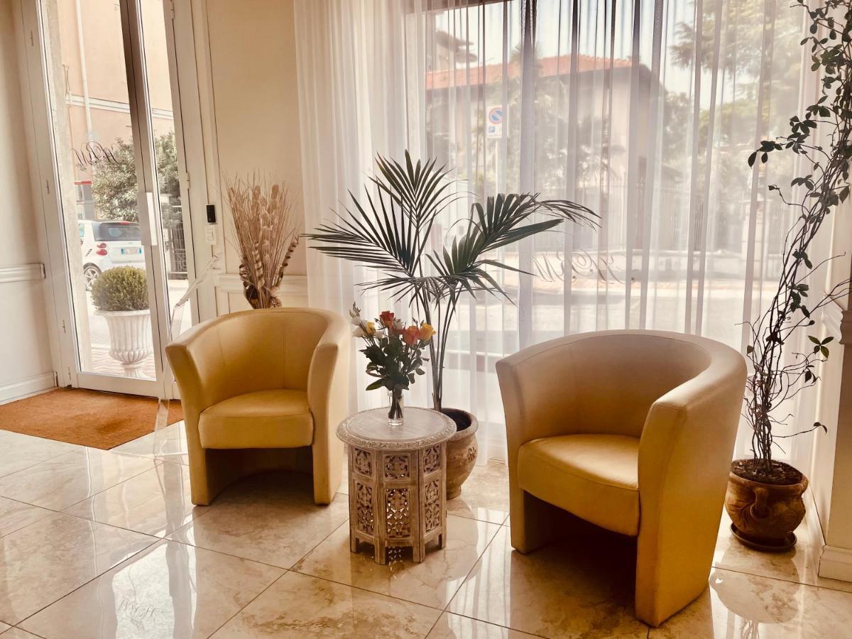 Hotel Regina Margherita Bordighera Dış mekan fotoğraf