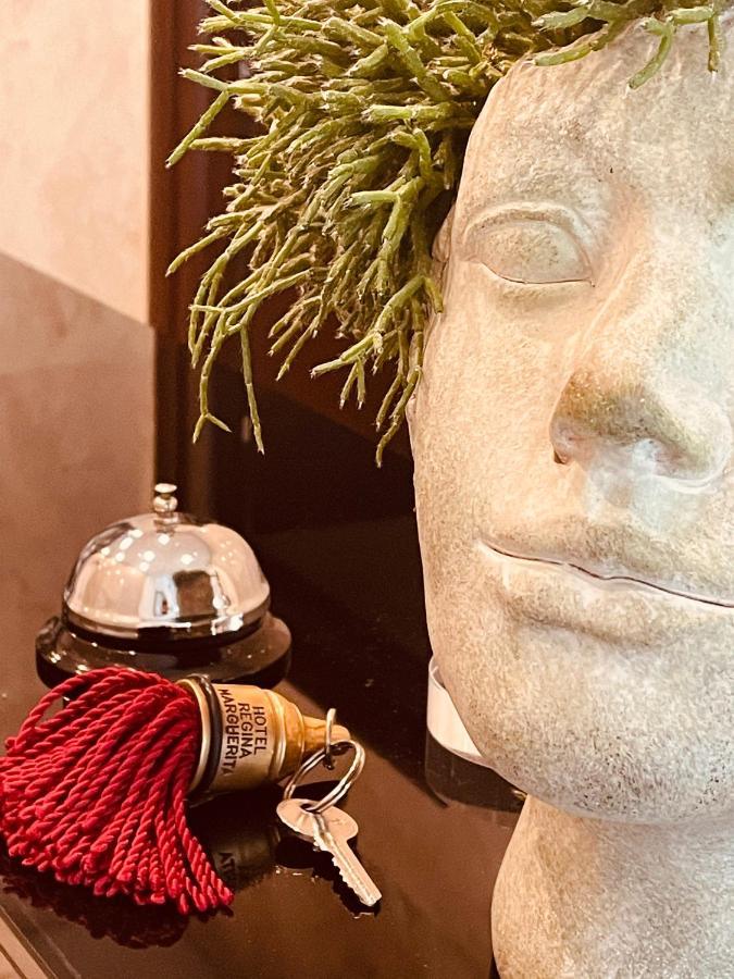 Hotel Regina Margherita Bordighera Dış mekan fotoğraf