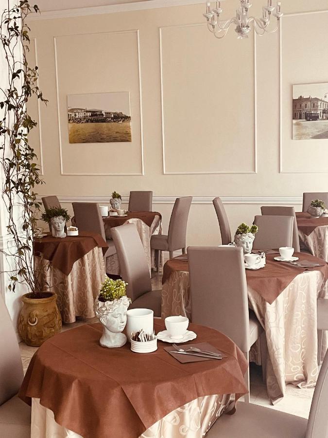 Hotel Regina Margherita Bordighera Dış mekan fotoğraf
