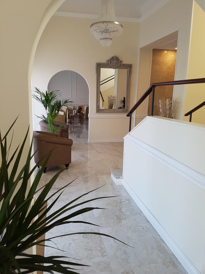 Hotel Regina Margherita Bordighera Dış mekan fotoğraf